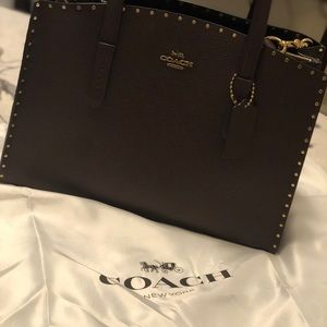 👜Coach Border Rivets Charlie Carryall 👜